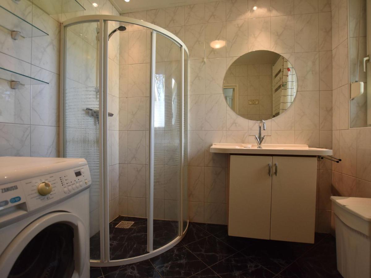 Holiday Home In Reutum Weerselo With Jacuzzi Beekdorp Экстерьер фото